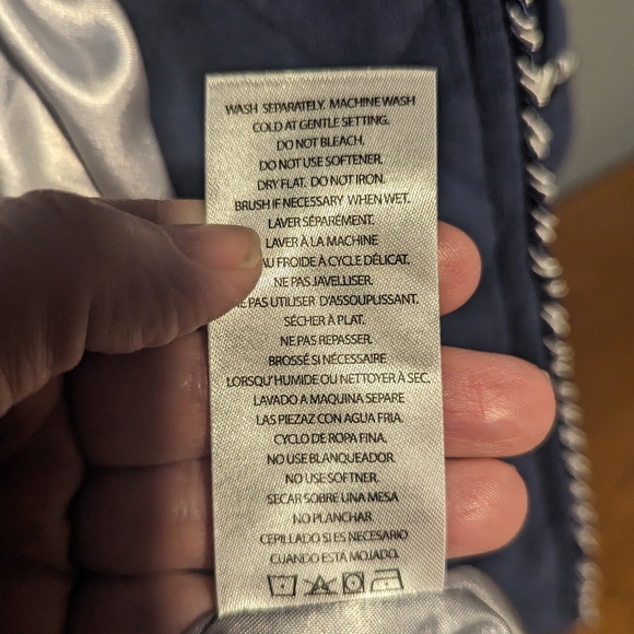 Ascentix Men's Velour Smoking Jacket with Satin Lining - Picture 9 of 10